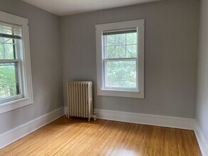 3555 Bloomington Ave, Unit 4 in Minneapolis, MN - Foto de edificio - Building Photo
