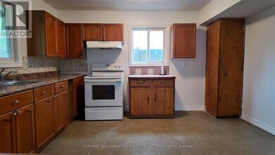 74 David St in Brampton, ON - Building Photo - Building Photo