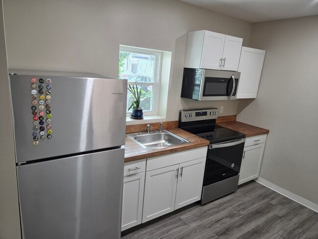 8 W 20th St in Wilmington, DE - Building Photo - Building Photo