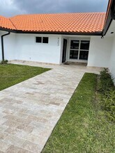 9203 SW 136th Terrace in Miami, FL - Building Photo - Building Photo