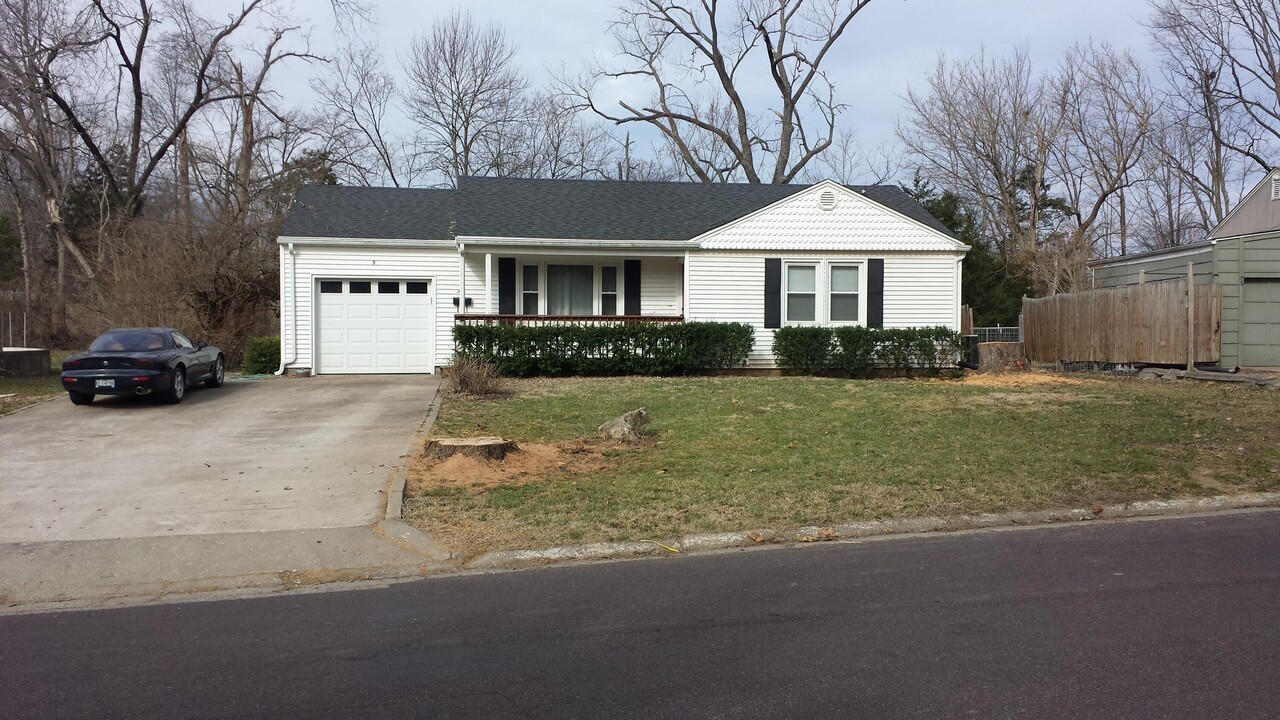 9 Westridge Dr in Columbia, MO - Foto de edificio