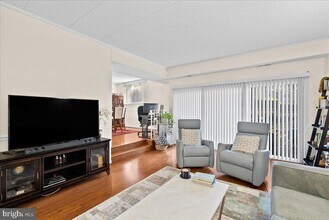 5121 Maris Ave in Alexandria, VA - Building Photo - Building Photo