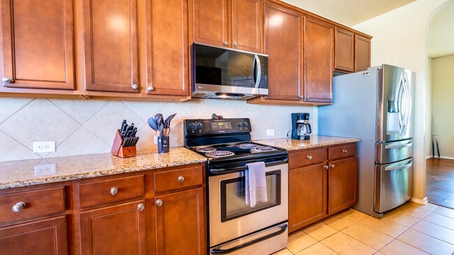 Room in House on Discovery Ml in Converse, TX - Building Photo - Building Photo