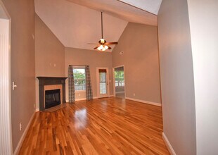 1521 Teresa Ln in Murfreesboro, TN - Building Photo - Building Photo
