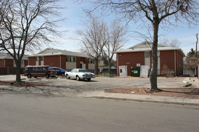 383 Geneva St in Aurora, CO - Building Photo - Building Photo