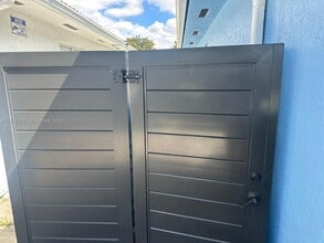 7685 W 30th Ln in Hialeah, FL - Building Photo - Building Photo