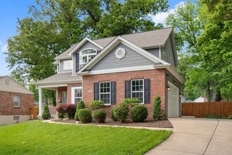 7529 Shaftesbury Ave in University City, MO - Building Photo - Building Photo