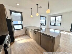 199 Gardner St, Unit 403 in Boston, MA - Building Photo