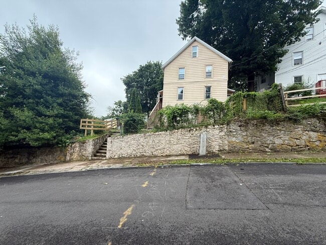 property at 6 Summit St