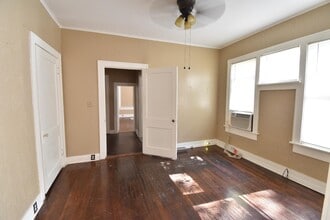 220 Washington St in Shreveport, LA - Building Photo - Building Photo