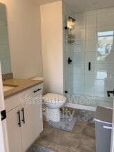 610-35610 Academy Way in Kelowna, BC - Building Photo - Building Photo