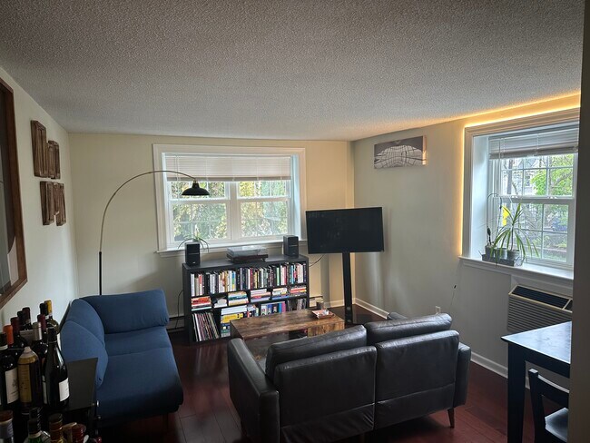 116 Sycamore St, Unit 21