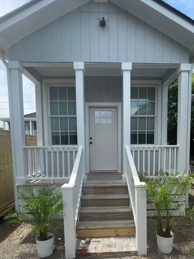 property at 907 Ashley Ave