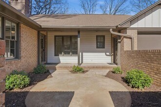 2751 Cedarbrook Dr in Marietta, GA - Building Photo - Building Photo