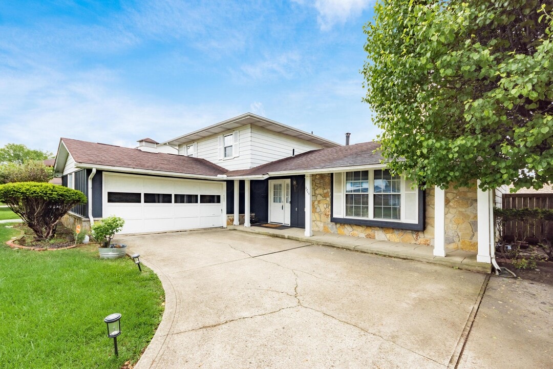 2715 Kenview Rd S in Columbus, OH - Building Photo