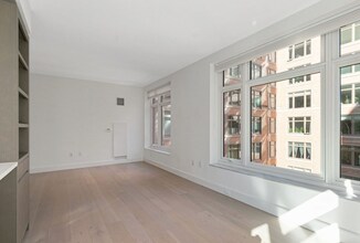 100 Lovejoy Wharf, Unit 7A in Boston, MA - Building Photo - Building Photo