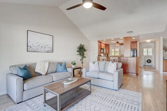 1501 Chesapeake Ave in Naples, FL - Building Photo - Building Photo