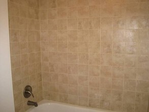 117 W St NW-Unit -2 - Basement Unit in Washington, DC - Building Photo - Building Photo