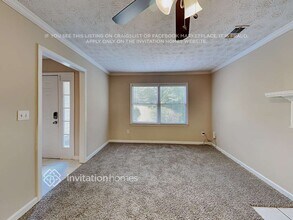 990 Thousand Oaks Dr in Lawrenceville, GA - Building Photo - Building Photo