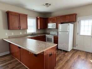802 Phillips Rd in Selma, NC - Building Photo - Building Photo