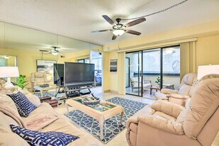 5855 Midnight Pass Rd, Unit SI ID1385908P in Siesta Key, FL - Building Photo