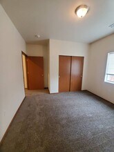 1729 W Bemis St in Moses Lake, WA - Building Photo - Building Photo