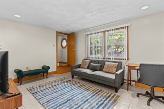 27 Ridge Hill Ave in Malden, MA - Building Photo - Building Photo