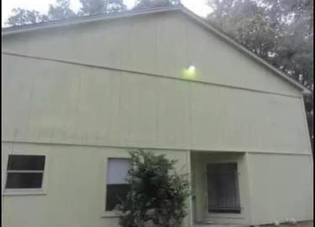 12330 Wild Pine Dr in Houston, TX - Foto de edificio - Building Photo