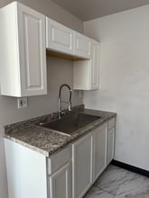 2332 Iroll Ave in Cincinnati, OH - Building Photo - Building Photo