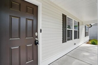 301 Lotus Ave in Smithfield, NC - Building Photo - Building Photo