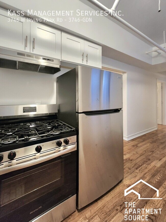 3808 W Irving Park Rd, Unit 13