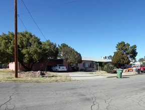 1631-1641 N Justin Ln in Tucson, AZ - Building Photo - Building Photo