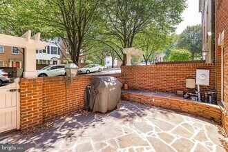 205 Ridgepoint Pl in Gaithersburg, MD - Building Photo - Building Photo