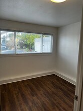 1865 Simpson Ave in Reno, NV - Foto de edificio - Building Photo