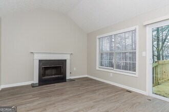 4322 Morningside Dr in Powder Springs, GA - Building Photo - Building Photo