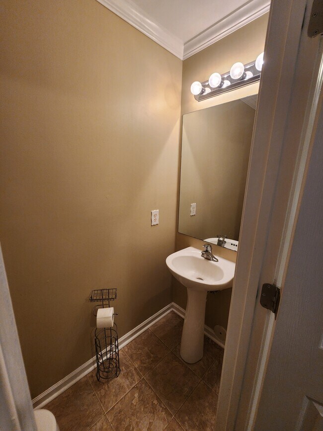 6319 Sweetbay Dr in Whitsett, NC - Building Photo - Building Photo