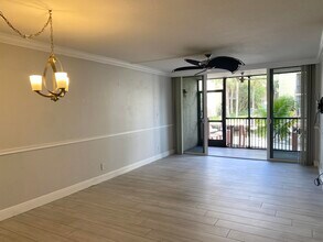 15 Royal Palm Way in Boca Raton, FL - Building Photo - Building Photo