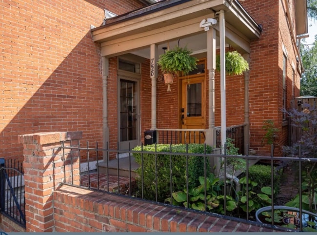 property at 758 S Pearl St