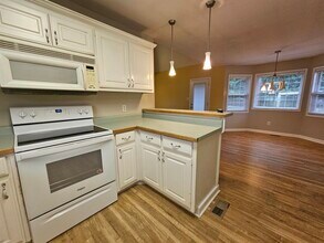 32 Elizabeth Way in Jefferson, GA - Building Photo - Building Photo