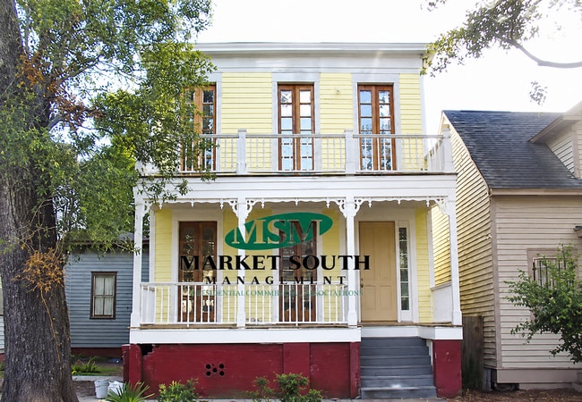 property at 211 W Henry St