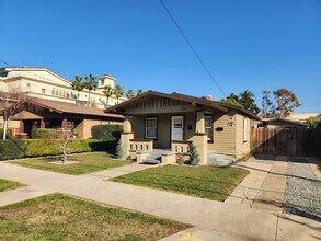 331 N Olive St in Orange, CA - Building Photo - Building Photo