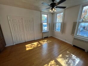 237 E Walnut St, Unit Floor 1 in Lancaster, PA - Building Photo - Building Photo