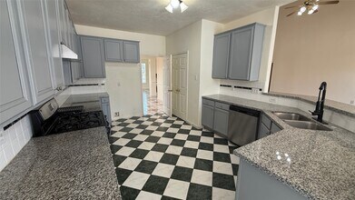 13623 Eldridge Springs Way in Houston, TX - Building Photo - Building Photo