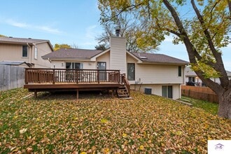 3717 Burr Oak Dr in Bellevue, NE - Building Photo - Building Photo