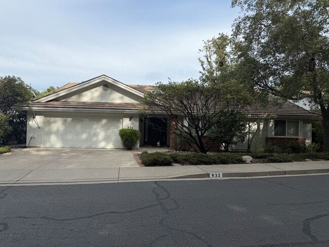property at 632 Hillside Dr