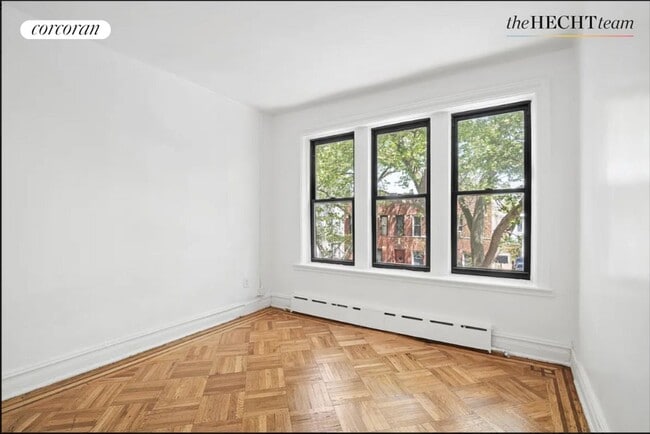 216 E 93rd St in Brooklyn, NY - Building Photo - Building Photo