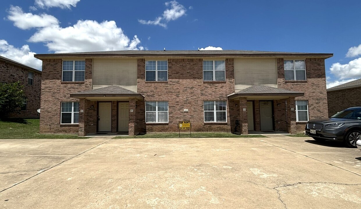 4106 Shasta, Unit C in Copperas Cove, TX - Foto de edificio