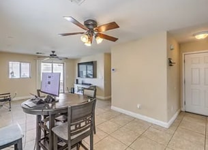 5228 Fire Night Ave in Las Vegas, NV - Foto de edificio - Building Photo