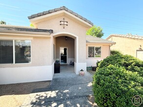 1173 W Snow Canyon Pkwy in Saint George, UT - Building Photo - Building Photo