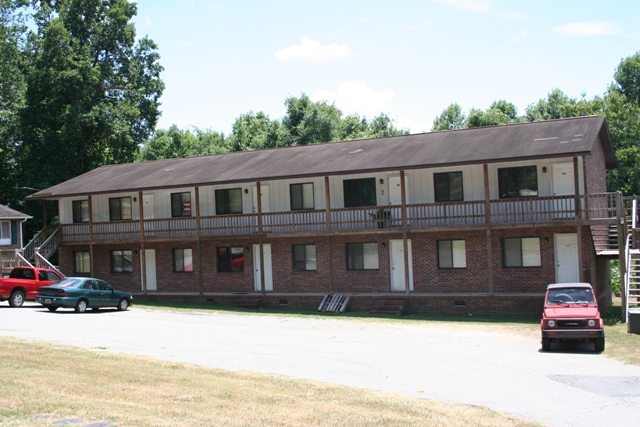 Brookdale Apartments in Clemson, SC - Building Photo - Building Photo